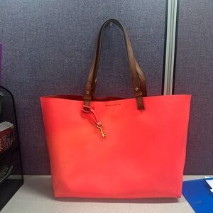 Fossil Leather Tote Bag Neon Pink w/ Brown Leather Straps
+ Pouch ZB6817